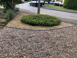 Gravel / Low Maintenance