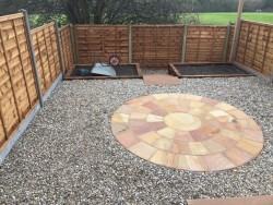 Gravel / Low Maintenance